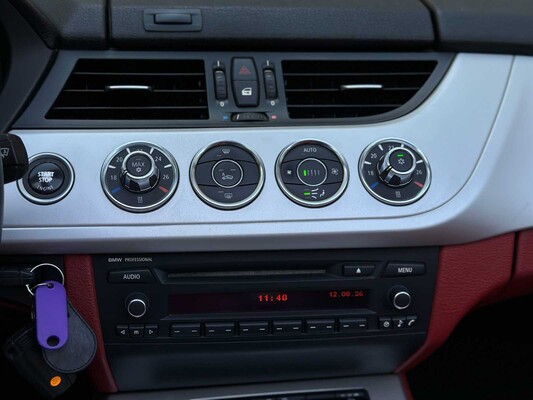 BMW Z4 Roadster sDrive23i Executive hardtop 204pk 2010, N-126-BZ -handgeschakeld-