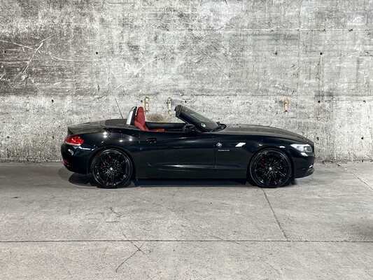 BMW Z4 Roadster sDrive23i Executive hardtop 204pk 2010, N-126-BZ -handgeschakeld-