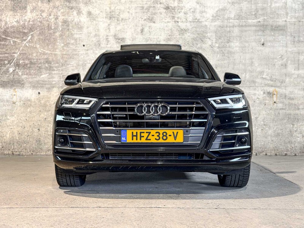 Audi Q5 55 TFSI e quattro Competition 367pk 2020, HFZ-38-V
