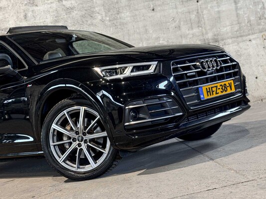 Audi Q5 55 TFSI e quattro Competition 367 PS 2020, HFZ-38-V