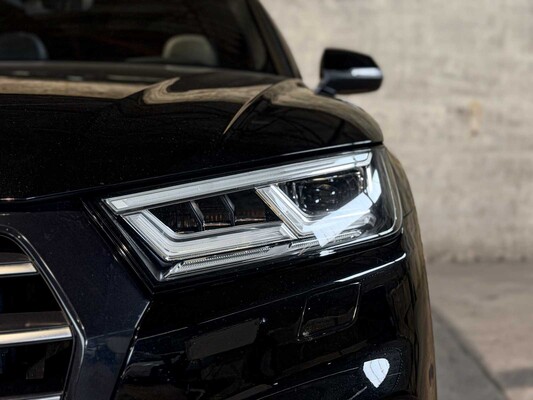 Audi Q5 55 TFSI e quattro Competition 367 PS 2020, HFZ-38-V