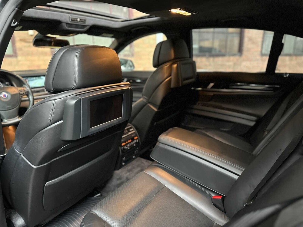 BMW Alpina B7 V8 507 PS 2011