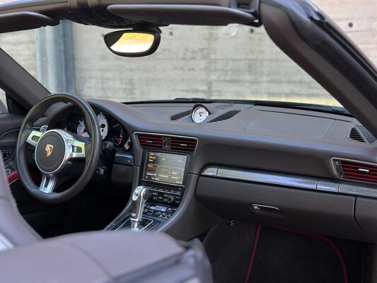Porsche 911 Turbo S Cabriolet 991 3.8 6-cilinder Cabrio 560pk 2014 (Origineel-NL), NL-kenteken