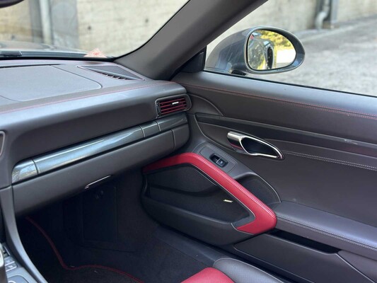 Porsche 911 Turbo S Cabriolet 991 3.8 6-cilinder Cabrio 560pk 2014 (Origineel-NL), NL-kenteken