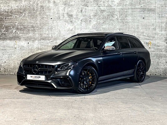 Luxury & sports cars te Milsbeek