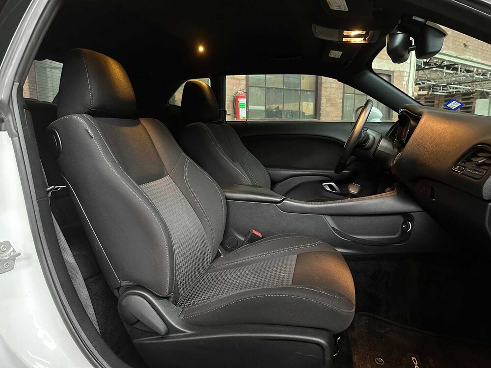 Dodge Challenger SXT 3.6 V6 305 PS 2016