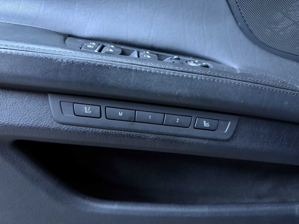 BMW 750Li xDrive 4,4 V8 7er Serie 408 PS 2012