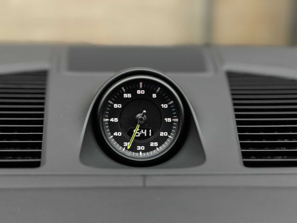 Porsche Cayenne E-Hybrid Platinum Edition 3.0 V6 462pk 2023 (Origineel-NL), NL-kenteken -Sport-Chrono-