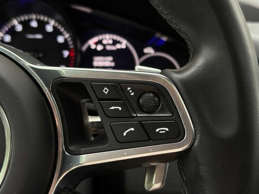Porsche Cayenne E-Hybrid Platinum Edition 3.0 V6 462pk 2023 (Origineel-NL), NL-kenteken -Sport-Chrono-