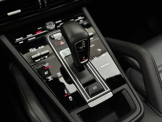 Porsche Cayenne E-Hybrid Platinum Edition 3.0 V6 462pk 2023 (Origineel-NL), NL-kenteken -Sport-Chrono-