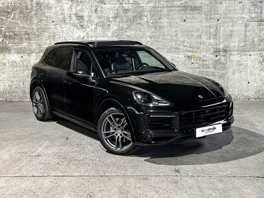 Porsche Cayenne E-Hybrid Platinum Edition 3.0 V6 462pk 2023 (Origineel-NL), NL-kenteken -Sport-Chrono-