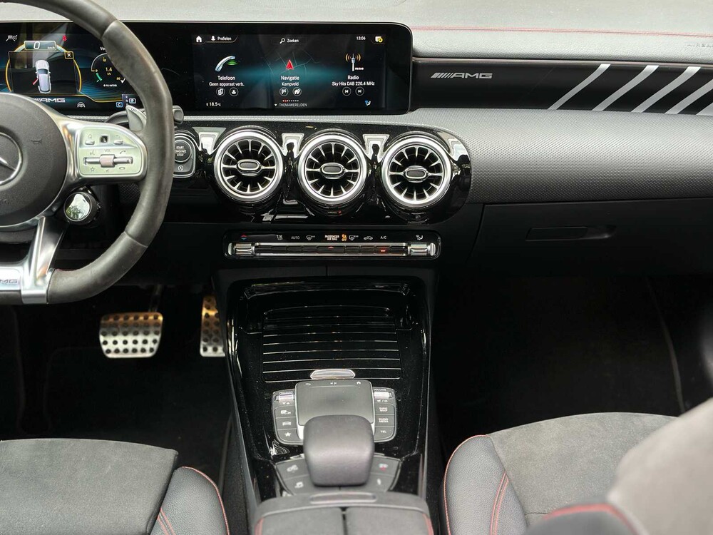 Mercedes-Benz CLA45 AMG Shooting Brake 4MATIC+ Premium Plus CLA-klasse 387pk 2022 (BTW 21%), NL-Kenteken