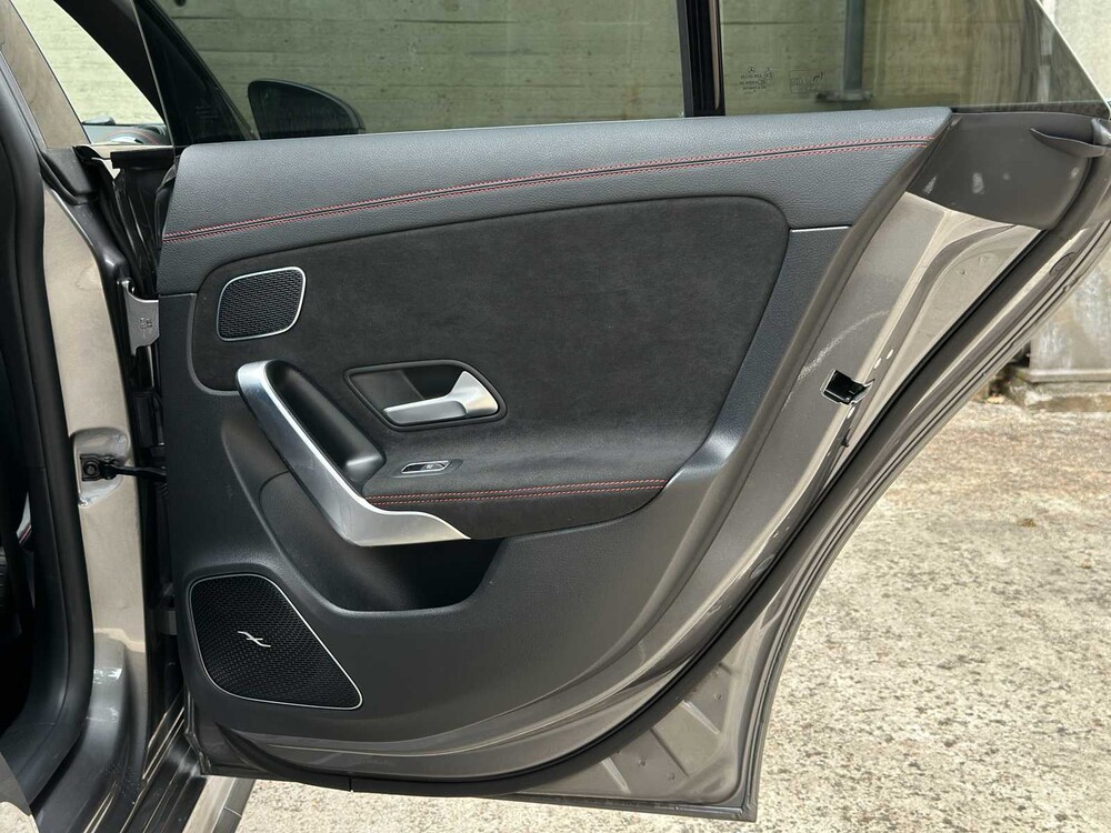 Mercedes-Benz CLA45 AMG Shooting Brake 4MATIC+ Premium Plus CLA-klasse 387pk 2022 (BTW 21%), NL-Kenteken