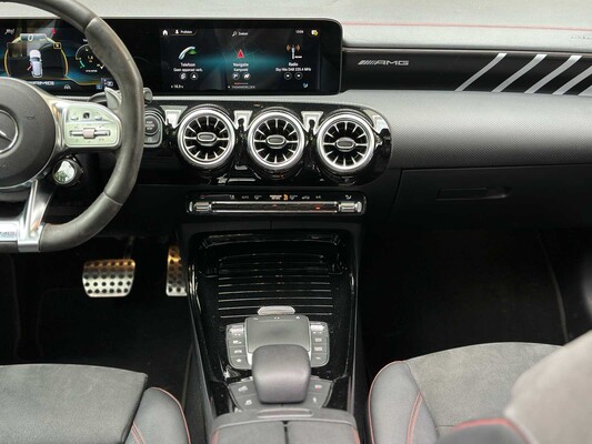 Mercedes-Benz CLA45 AMG Shooting Brake 4MATIC+ Premium Plus CLA-klasse 387pk 2022 (BTW 21%), NL-Kenteken