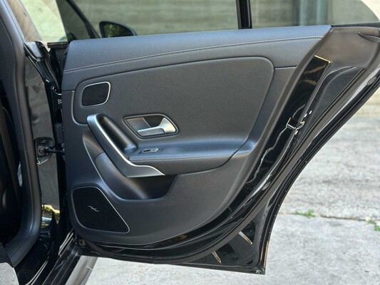 Mercedes-Benz CLA45s 4Matic+ Premium Plus CLA-klasse 421pk 2020, NL-Kenteken