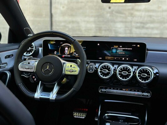 Mercedes-Benz CLA45s 4Matic+ Premium Plus CLA-klasse 421pk 2020, NL-Kenteken