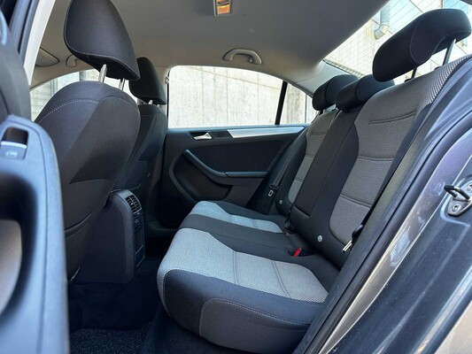 Volkswagen Jetta 1.4 TSI Hybrid Comfortline 170pk 2013 (Origineel-NL), 3-KTB-60