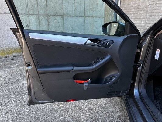 Volkswagen Jetta 1.4 TSI Hybrid Comfortline 170pk 2013 (Origineel-NL), 3-KTB-60