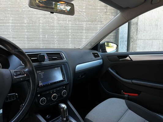 Volkswagen Jetta 1.4 TSI Hybrid Comfortline 170pk 2013 (Origineel-NL), 3-KTB-60