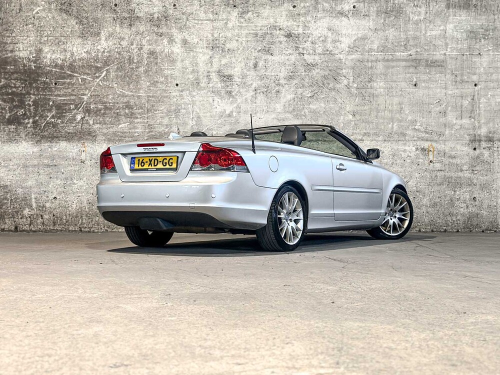 Volvo C70 Cabriolet 2.4i Summum 170 PS 2007 (Original-NL), 16-XD-GG