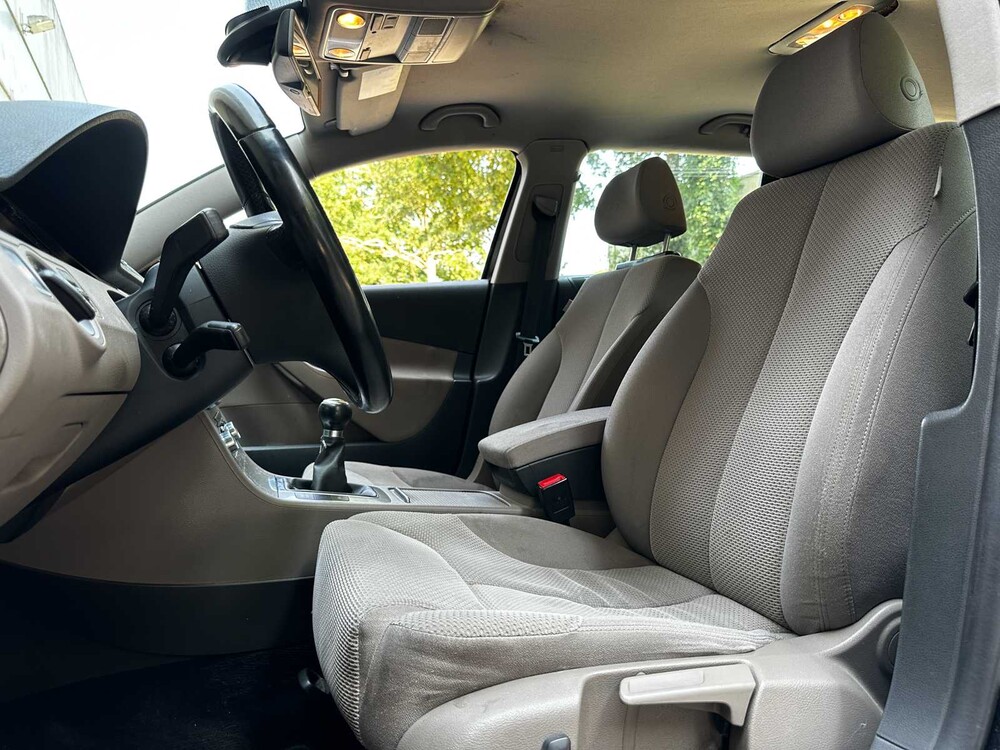 Volkswagen Passat Variant 1.4 TSI Comfl BlueMotion 122pk 2010 (Origineel-NL), 86-LFP-6