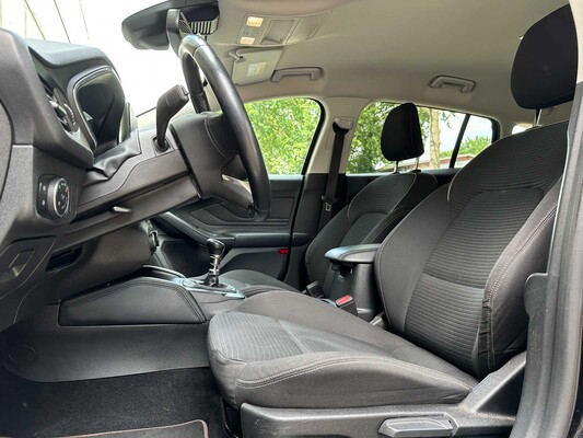 Ford Focus Wagon 1.0 EcoBoost ST Line Business 123pk 2019, T-876-HJ
