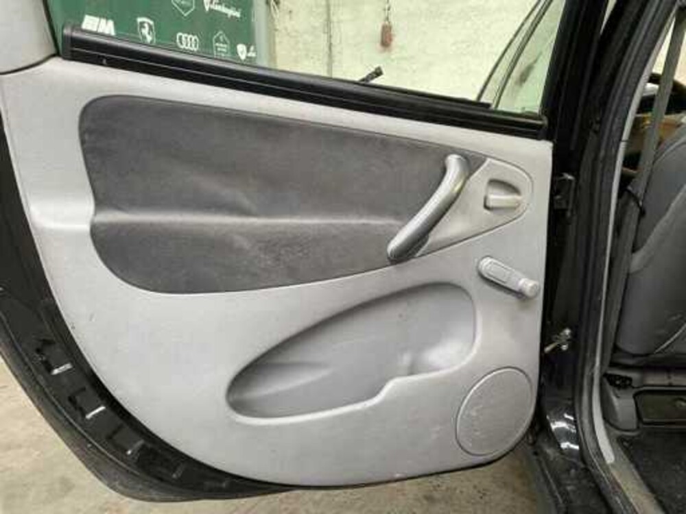 Citroen - Xsara Picasso - 1.6i Attraction