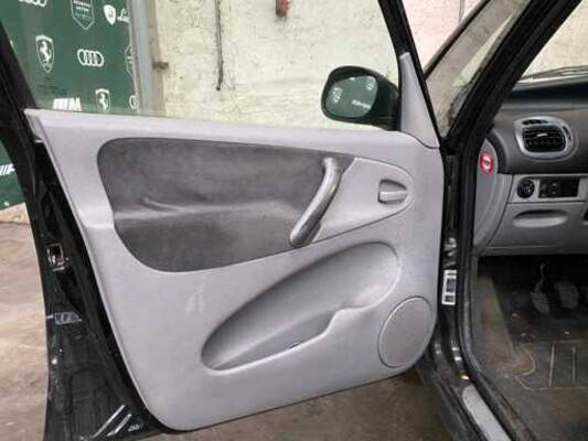 Citroen - Xsara Picasso - 1.6i Attraction