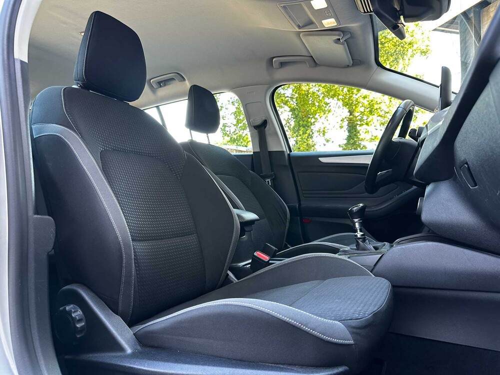 Ford Focus Wagon 1.0 EcoBoost Trend Edition Business 101pk 2019 (Origineel-NL), ZL-510-G