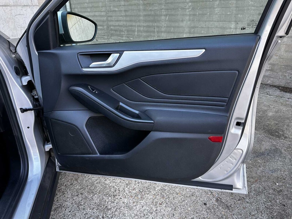Ford Focus Wagon 1.0 EcoBoost Trend Edition Business 101hp 2019 (Original-NL), ZL-510-G