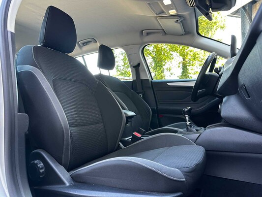 Ford Focus Wagon 1.0 EcoBoost Trend Edition Business 101pk 2019 (Origineel-NL), ZL-510-G