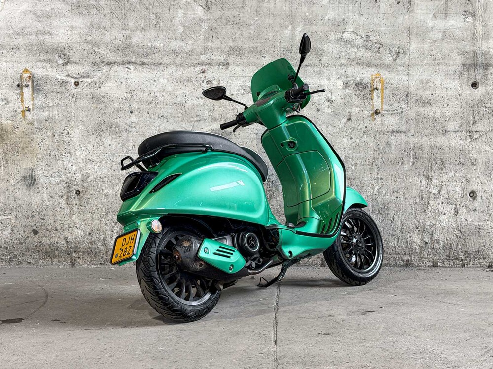 Piaggo Vespa Sprint Custom (Origineel-NL), DJH-28-Z