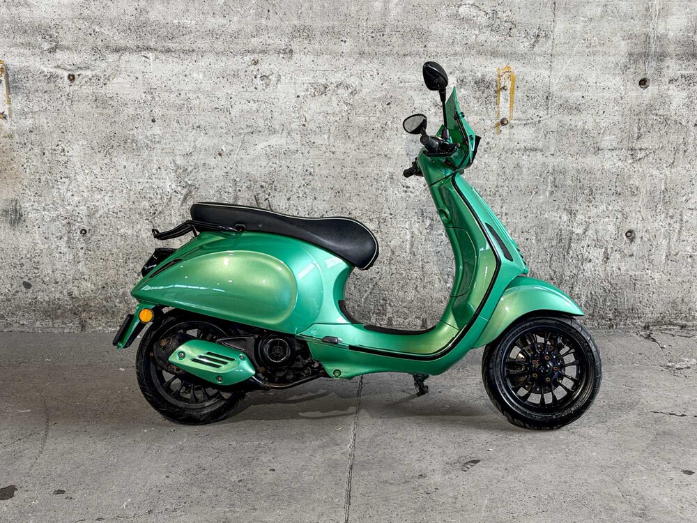 Piaggo Vespa Sprint Custom (Origineel-NL), DJH-28-Z