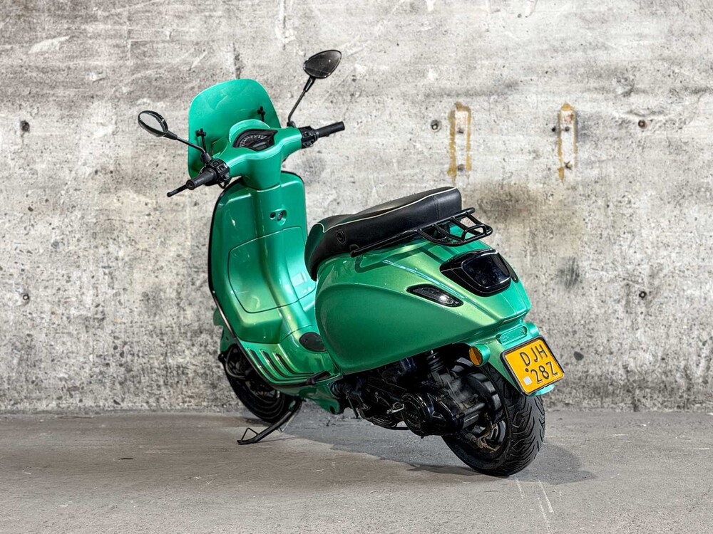 Piaggo Vespa Sprint Custom (Origineel-NL), DJH-28-Z