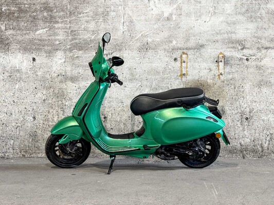 Piaggo Vespa Sprint Custom (Origineel-NL), DJH-28-Z
