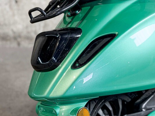 Piaggo Vespa Sprint Custom (Origineel-NL), DJH-28-Z
