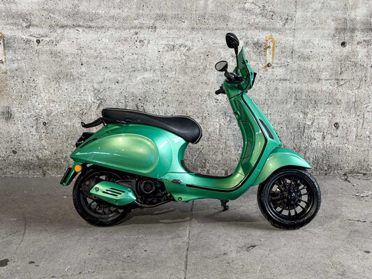 Piaggo Vespa Sprint Custom (Origineel-NL), DJH-28-Z