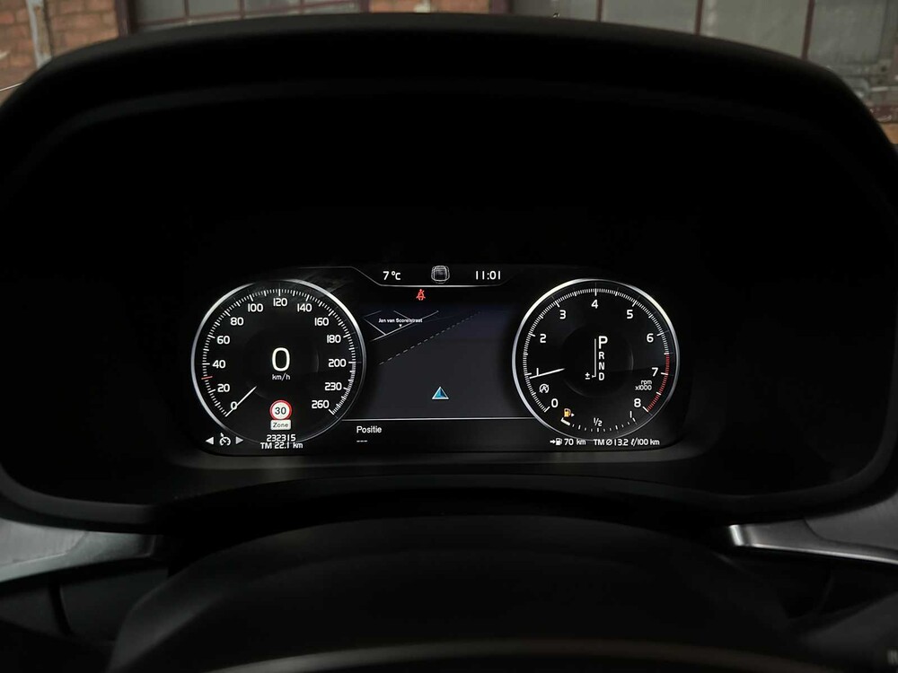 Volvo V60 2.0 T4 Momentum Proline 188pk 2019 (Original-NL), ZP-740-L