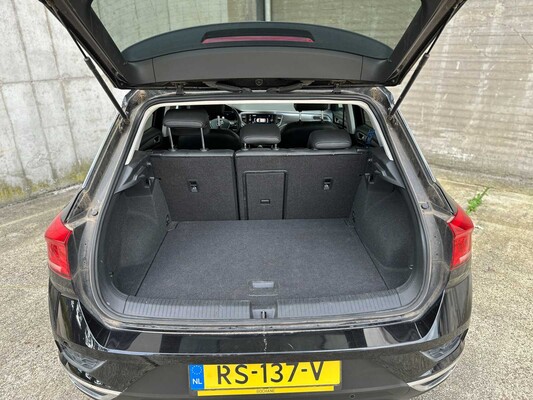 Volkswagen T-Roc 1.0 TSI Style 116pk 2018 (Origineel-NL) 75.852 KM, RS-137-V
