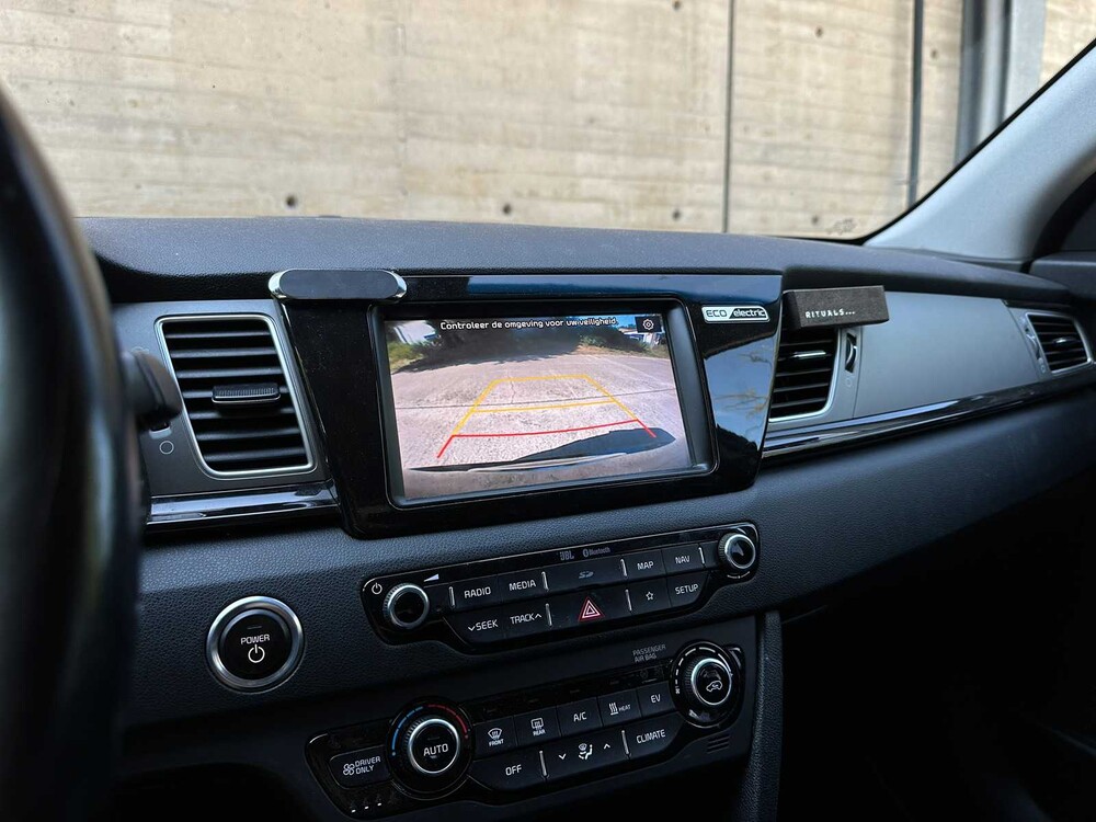 Kia e-Niro ExecutiveLine 64 kWh 204pk 2019 (Origineel-NL + 2e eigenaar), G-935-SH