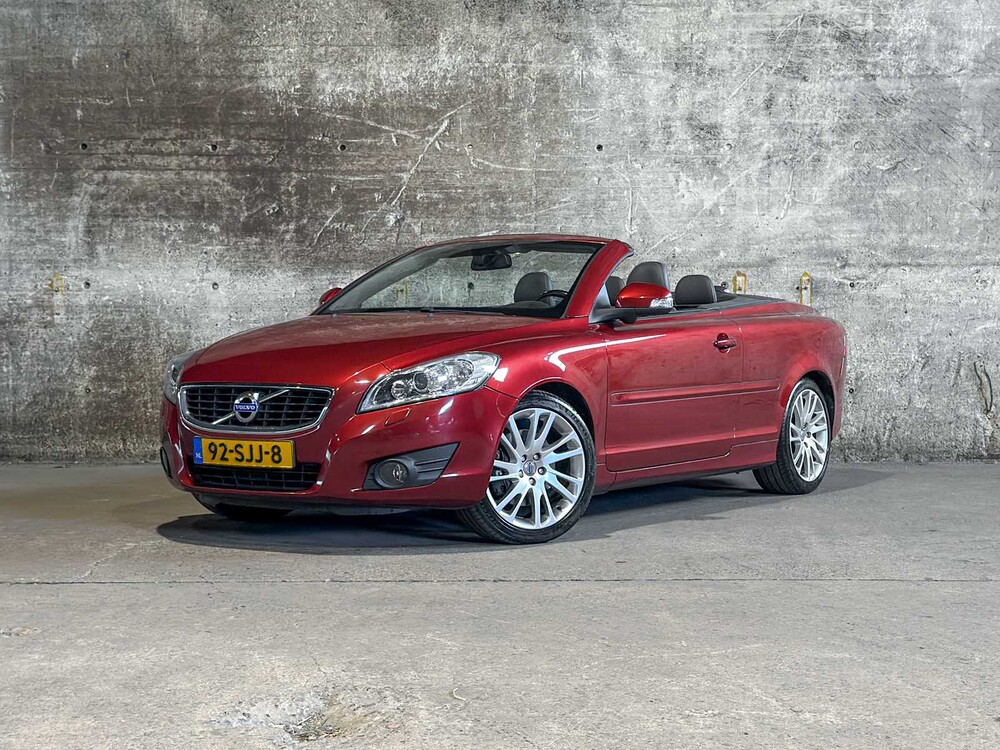 Volvo C70 Convertible 2.5 T5 Tourer 230pk 2011 (Origineel-NL), 92-SJJ-8