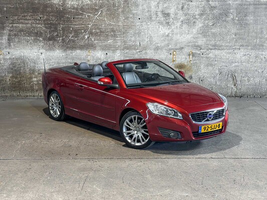 Volvo C70 Convertible 2.5 T5 Tourer 230pk 2011 (Origineel-NL), 92-SJJ-8
