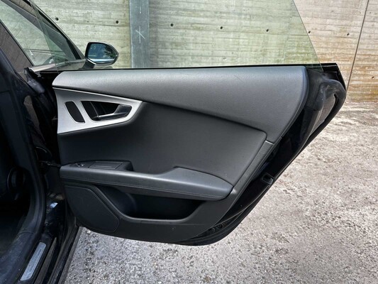 Audi A7 Sportback 2.8 V6 FSI quattro S edition 204pk 2014 (Origineel-NL), 2-XHH-08