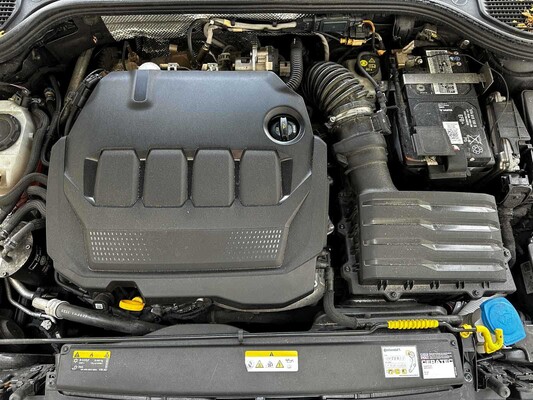 Volkswagen Golf 8 VIII 2.0 TDI 116pk 2020, GFL-69-Z