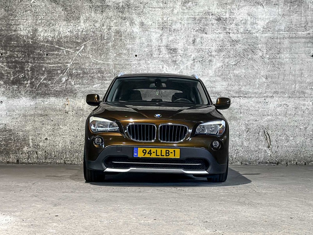 BMW X1 sDrive18i Executive 150pk 2010 (Origineel-NL), 94-LLB-1