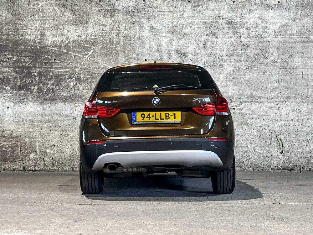 BMW X1 sDrive18i Executive 150pk 2010 (Origineel-NL), 94-LLB-1