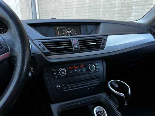 BMW X1 sDrive18i Executive 150pk 2010 (Origineel-NL), 94-LLB-1