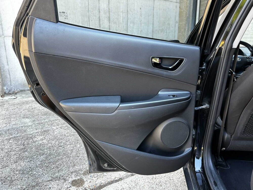 Hyundai Kona 1.6 GDI Twist DCT 5d 77 kW 141pk 2020