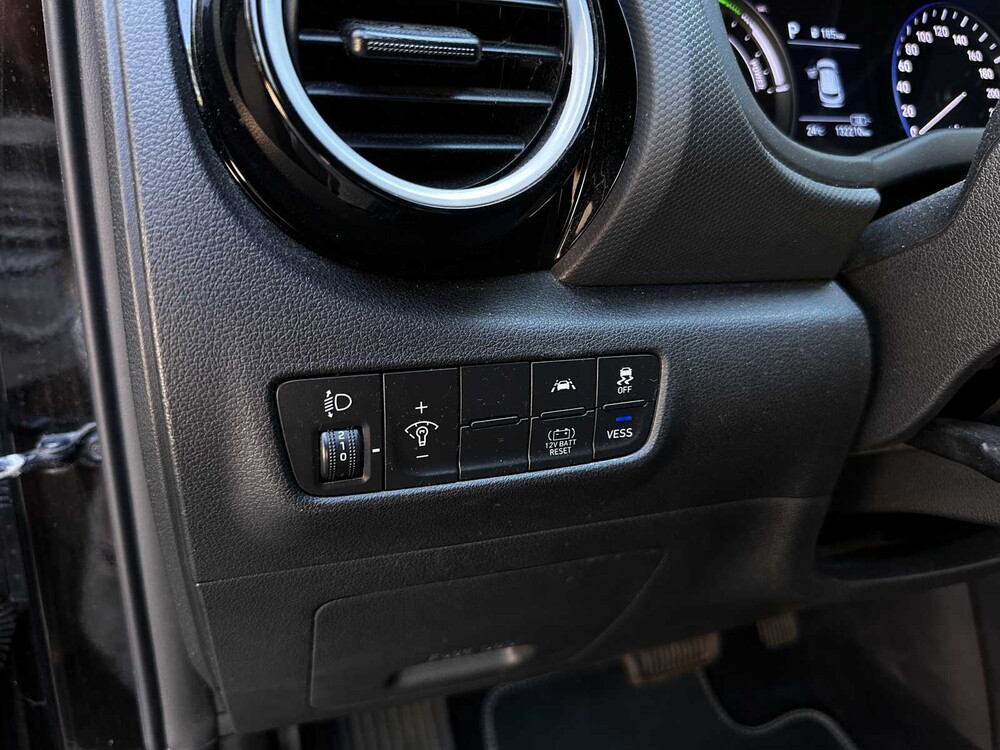 Hyundai Kona 1.6 GDI Twist DCT 5d 77 kW 141pk 2020
