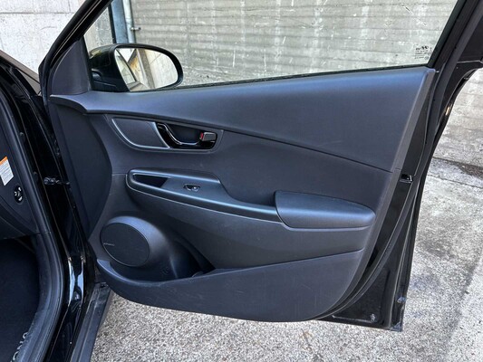 Hyundai Kona 1.6 GDI Twist DCT 5d 77 kW 141pk 2020